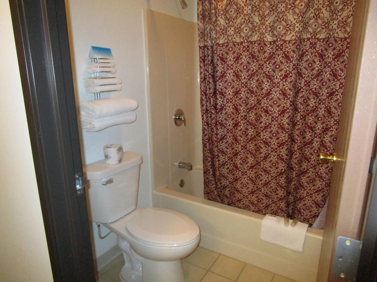 Platte Dakota Country Inn מראה חיצוני תמונה