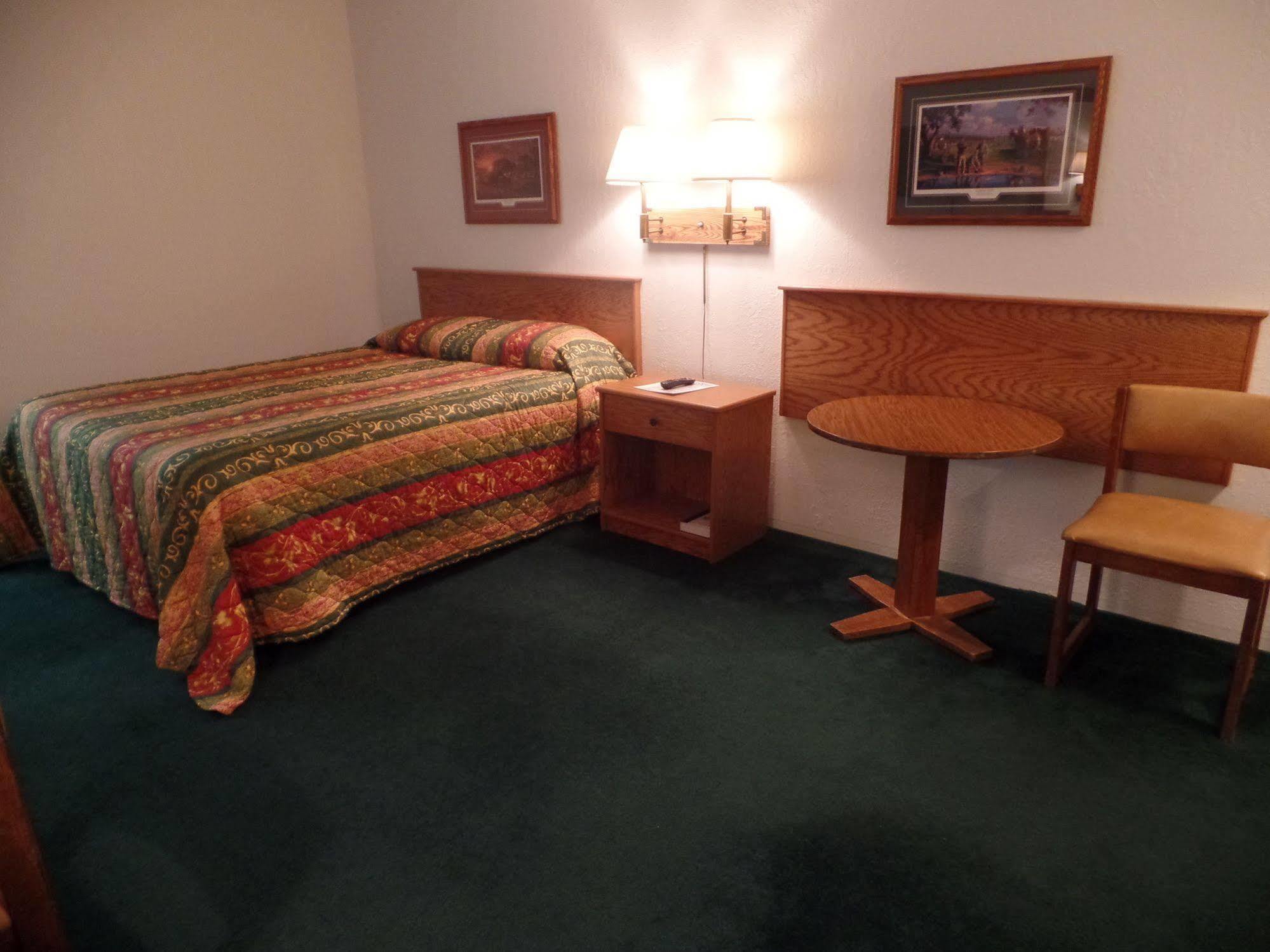 Platte Dakota Country Inn מראה חיצוני תמונה