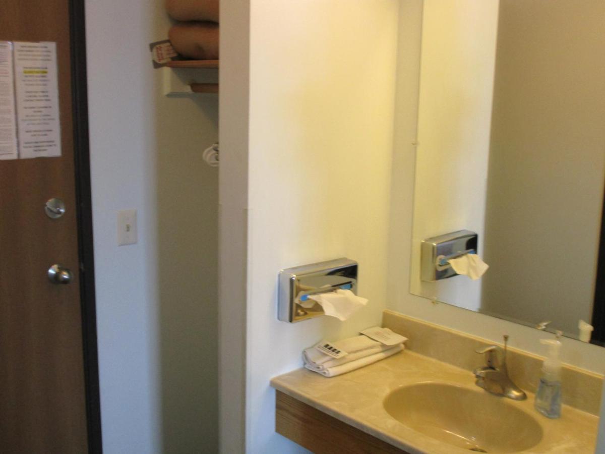 Platte Dakota Country Inn מראה חיצוני תמונה