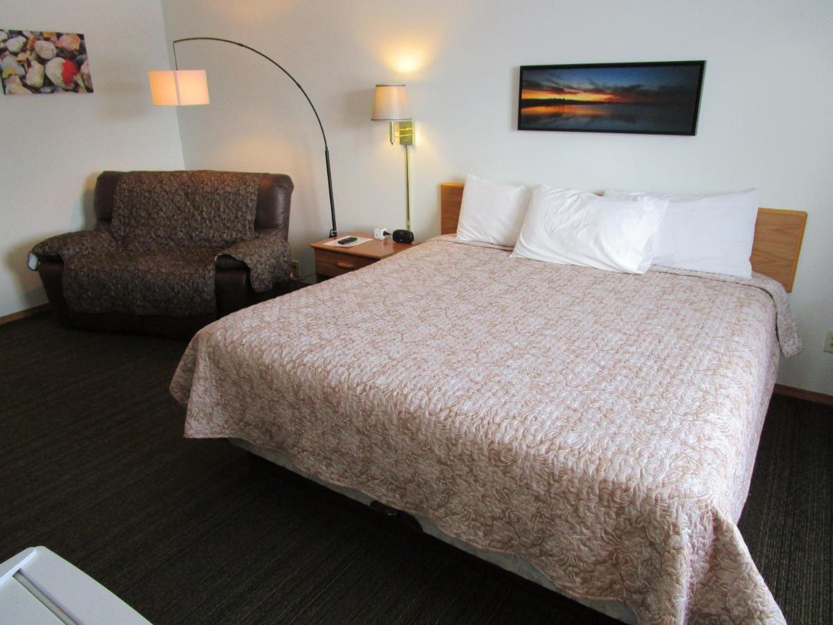 Platte Dakota Country Inn מראה חיצוני תמונה